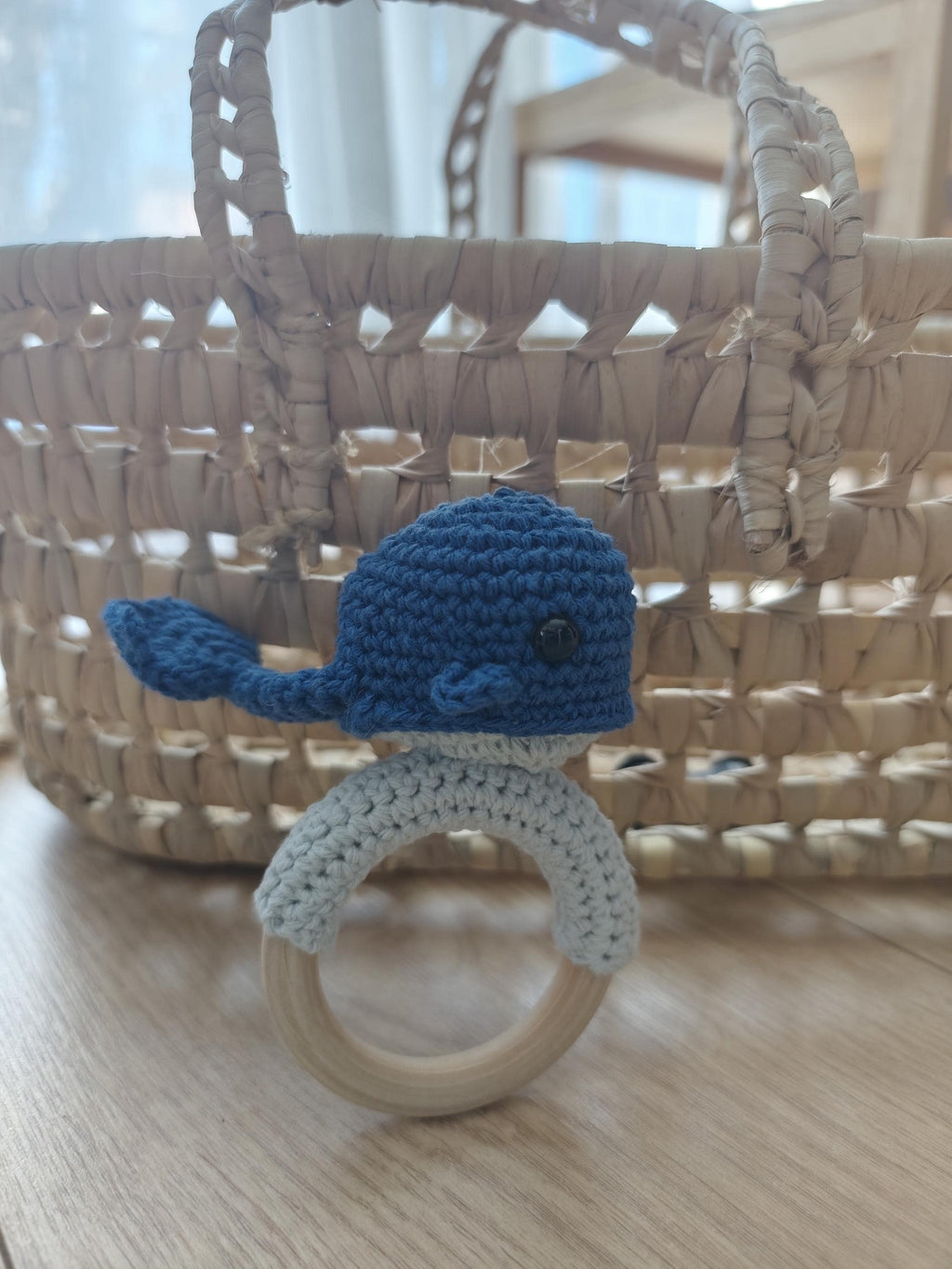 🐋 Hochet baleine bébé en crochet – Collection Madeleine la Baleine | Fait main – Blanche & Noé