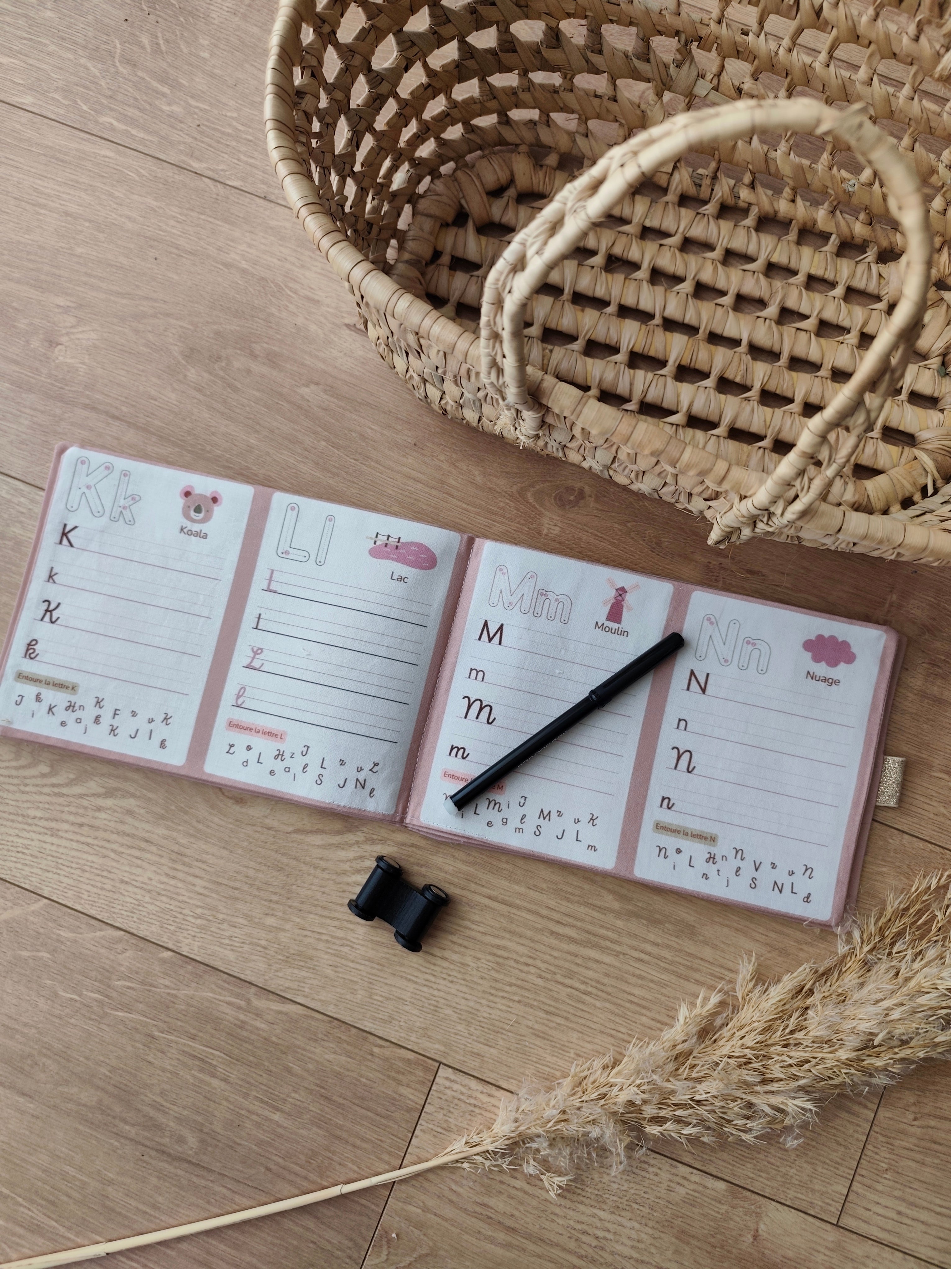 🐰 Livre des lettres lavable – Léontine la lapine