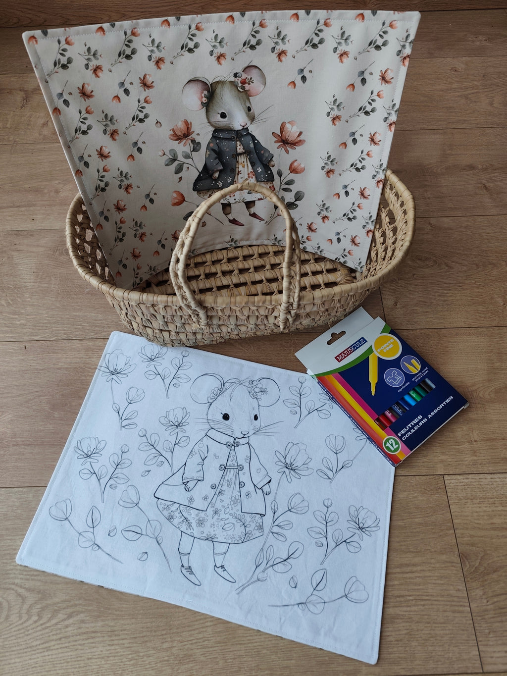 🐭 Set de table à colorier lavable – Marie Capucine la souris