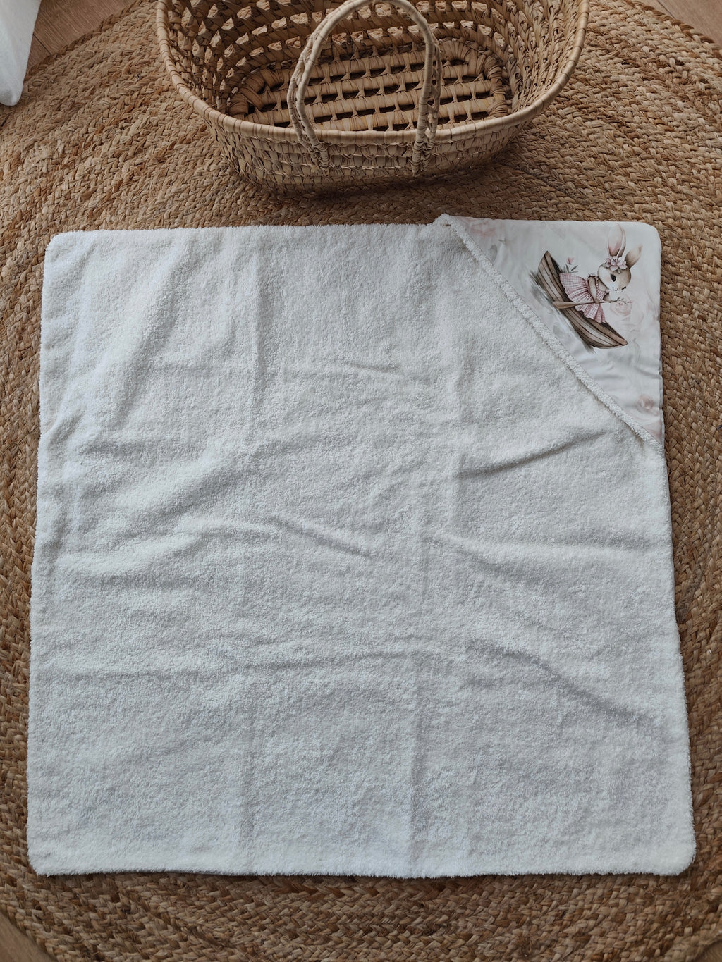 Cape de bain bébé Léontine la Lapine | Sortie de bain artisanale avec capuche