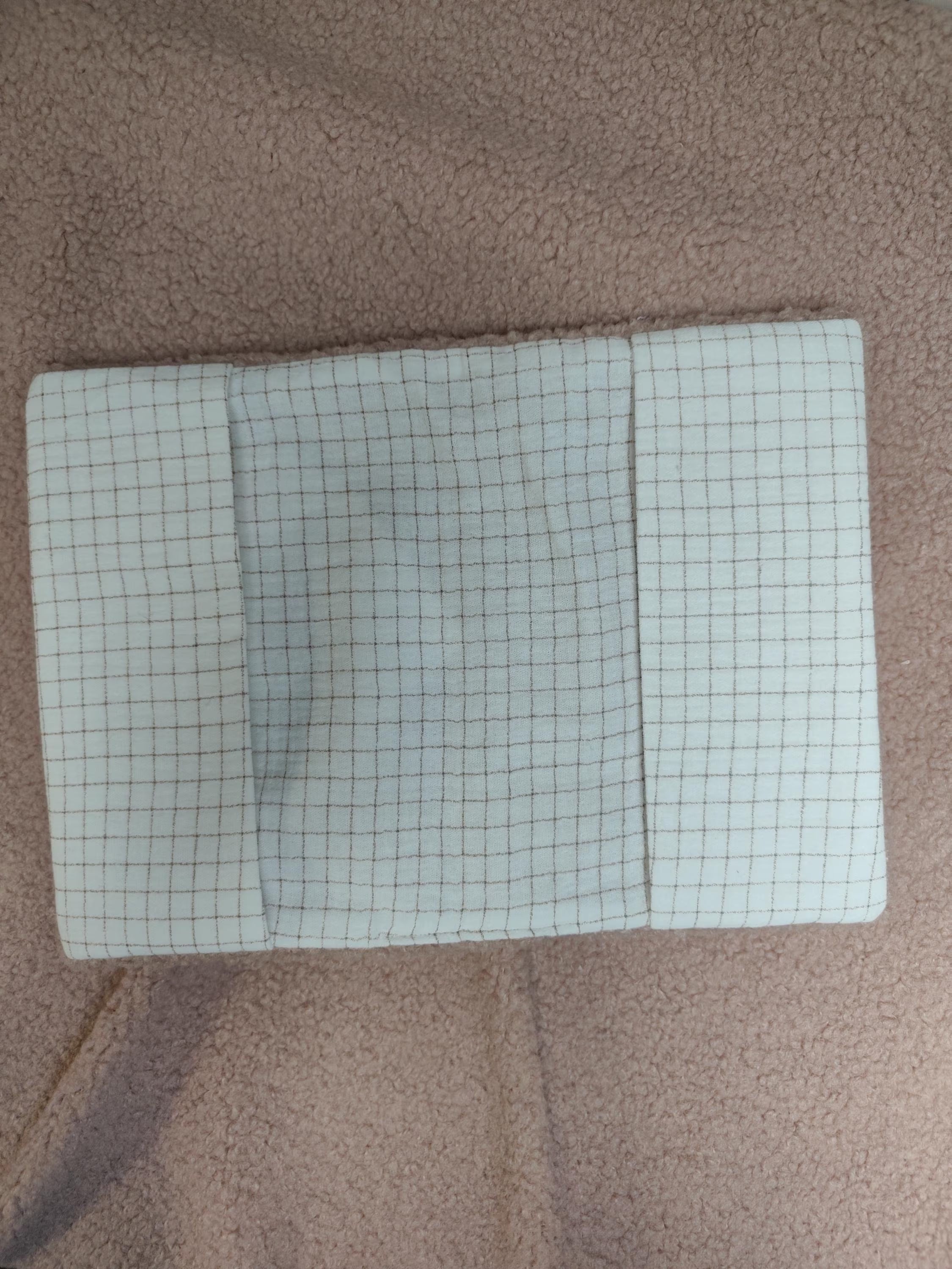 🐰 Protège carnet de santé fait main – Collection Léontine la Lapine | Blanche & Noé