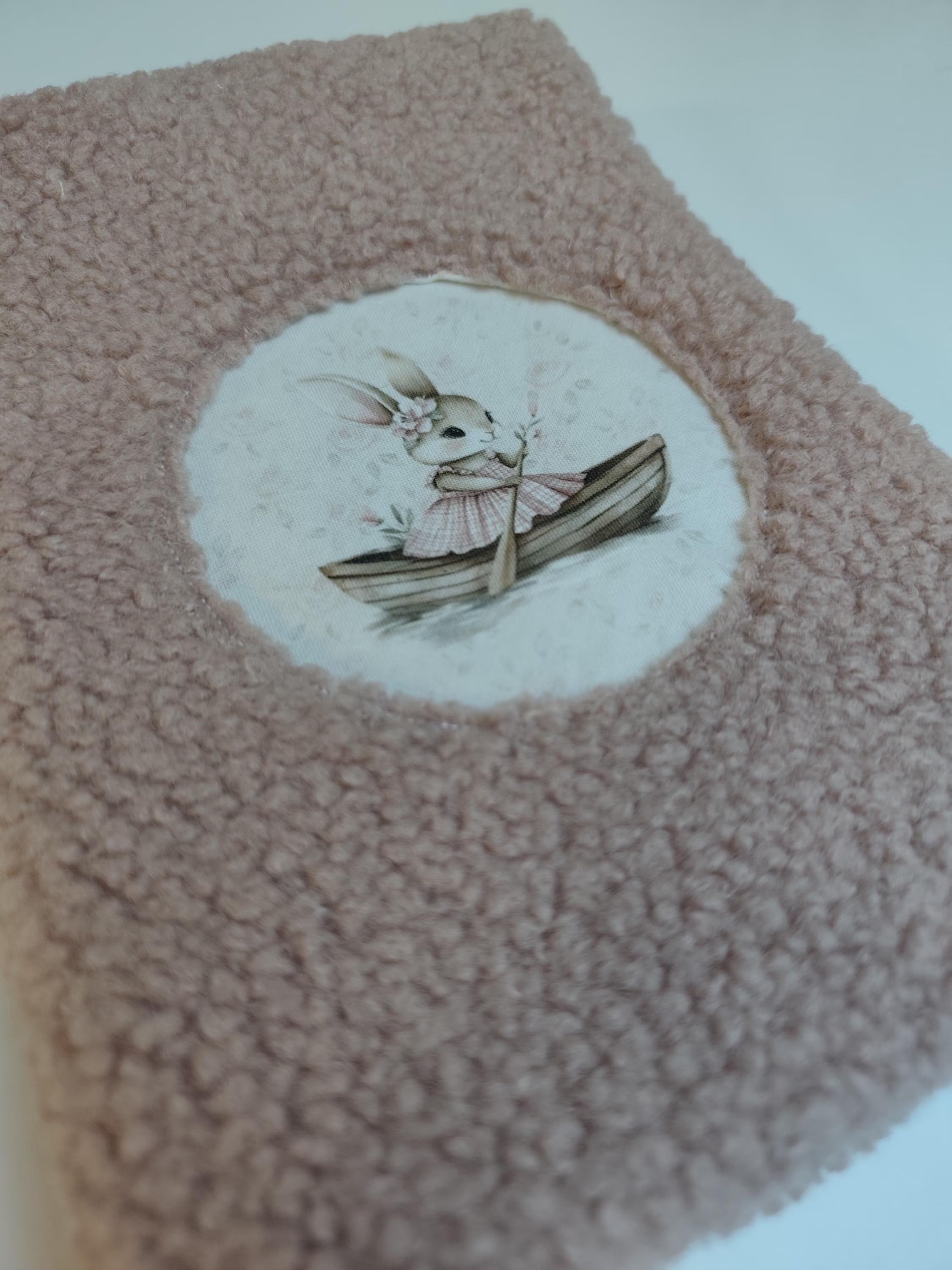 🐰 Protège carnet de santé fait main – Collection Léontine la Lapine | Blanche & Noé